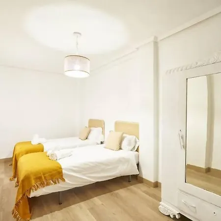 Torre De La Clerecia Centro