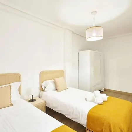 Torre De La Clerecia Centro Appartement