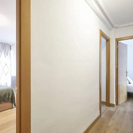 Διαμέρισμα Torre De La Clerecia Centro