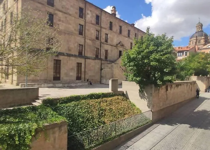 Apartamento Torre De La Clerecía Centro *